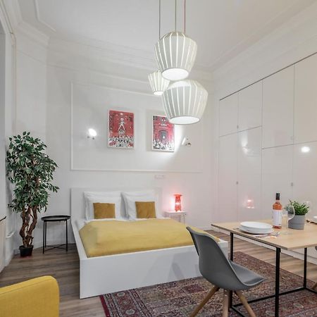 Extra Central Modern Studio Budapest Eksteriør billede