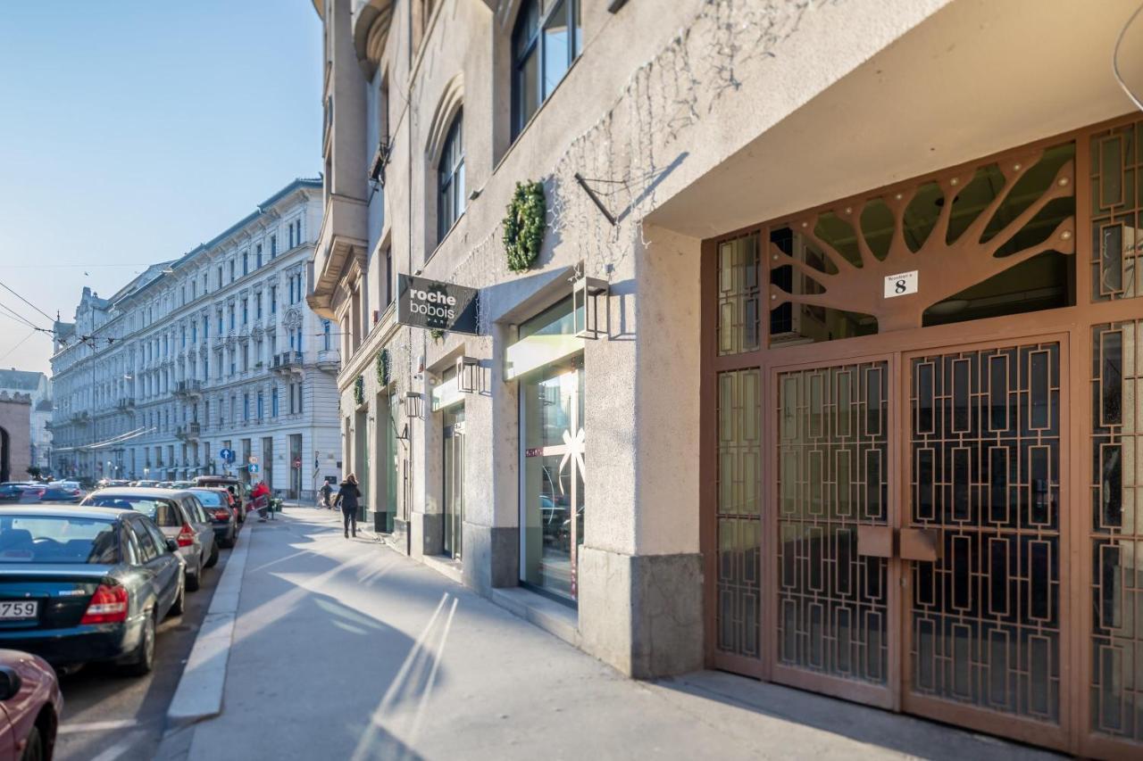 Extra Central Modern Studio Budapest Eksteriør billede