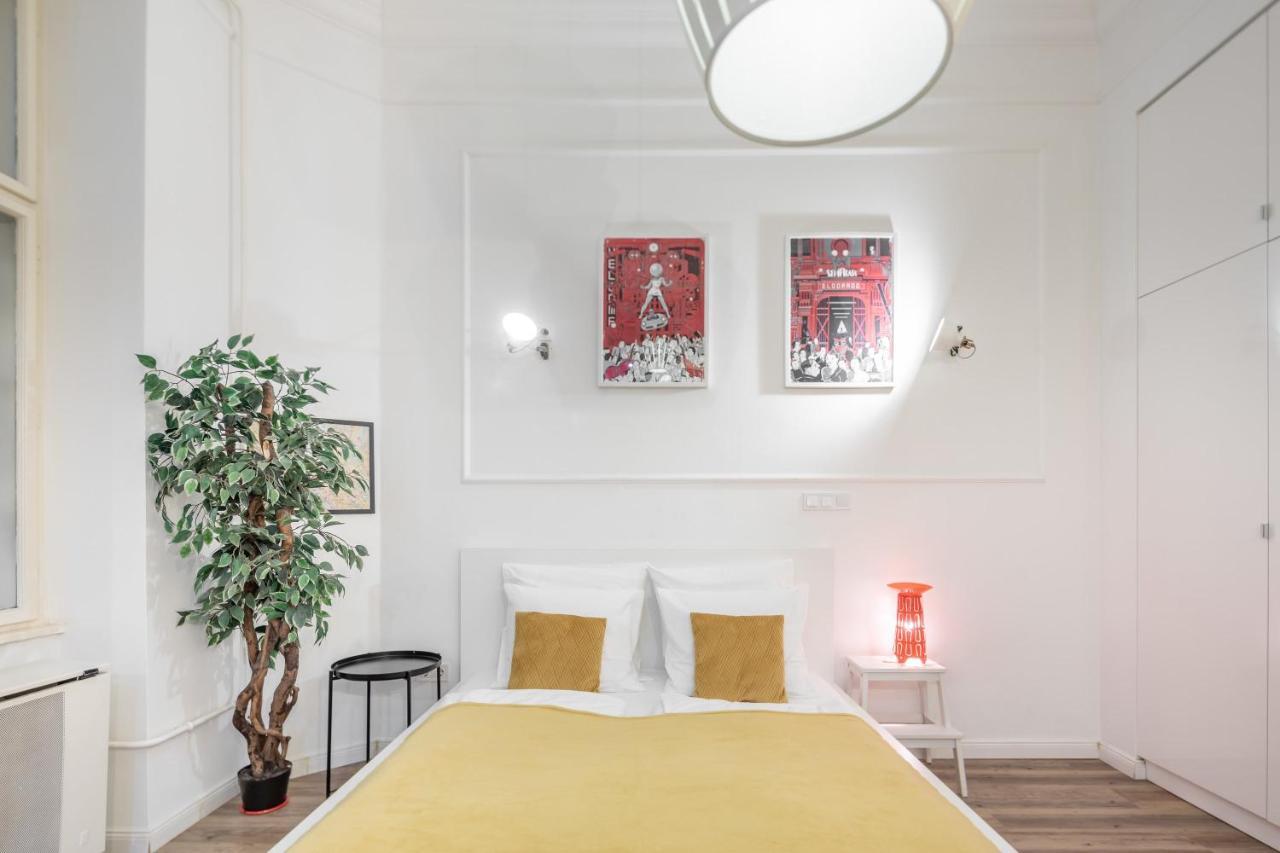 Extra Central Modern Studio Budapest Eksteriør billede
